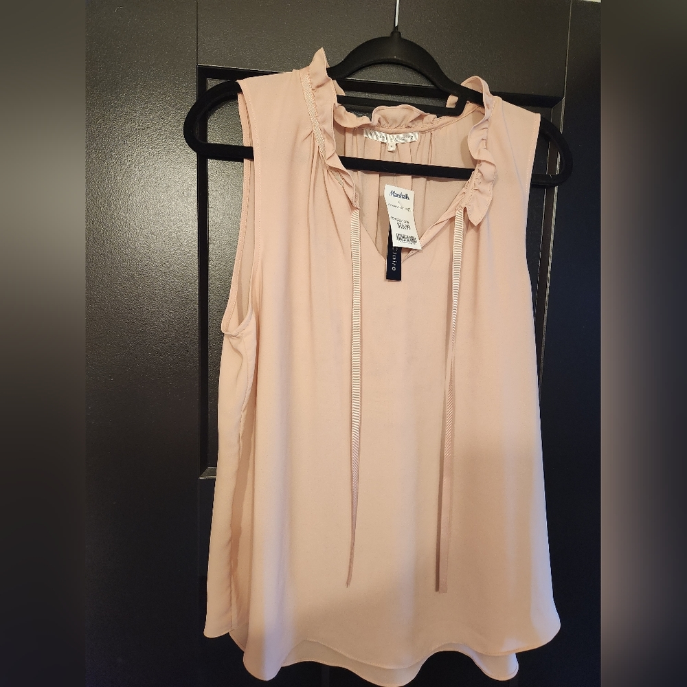 Pink sleeveless blouse nwt
